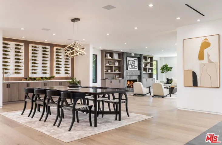 499 Halvern Drive, Los Angeles, California 90049