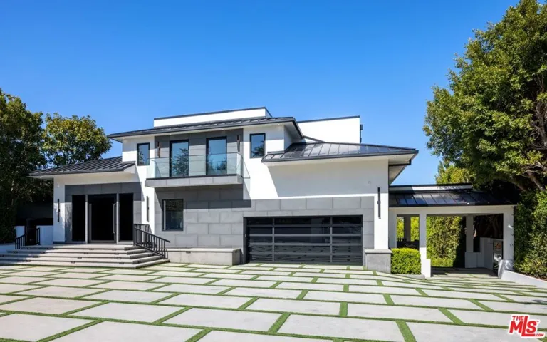 499 Halvern Drive, Los Angeles, California 90049