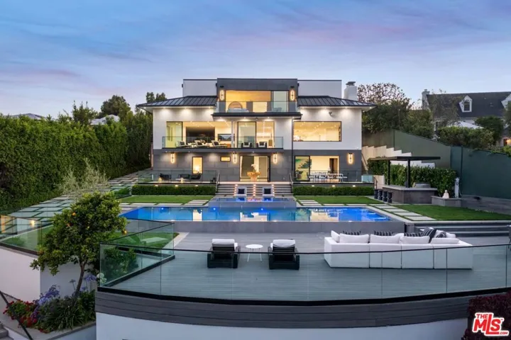 499 Halvern Drive, Los Angeles, California 90049