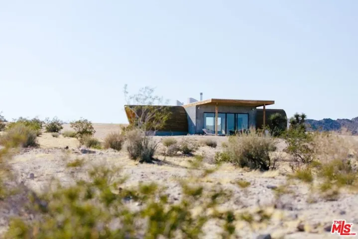 2373 Arizona Road, Joshua Tree, California 92252