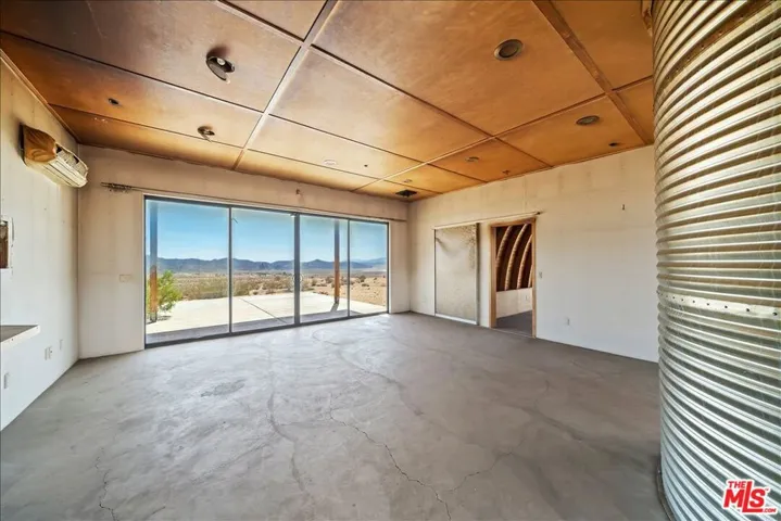 2373 Arizona Road, Joshua Tree, California 92252