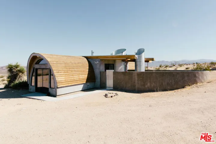 2373 Arizona Road, Joshua Tree, California 92252