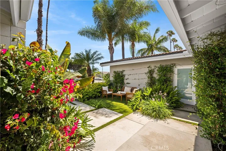 3400 Lama Avenue, Long Beach, California 90808