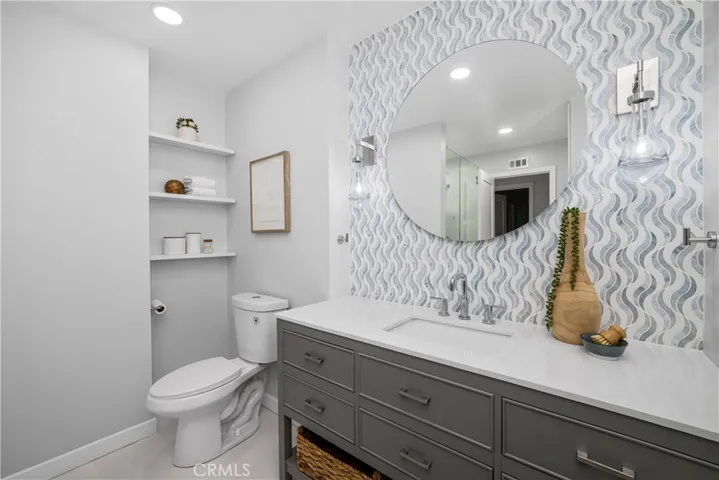 3400 Lama Avenue, Long Beach, California 90808