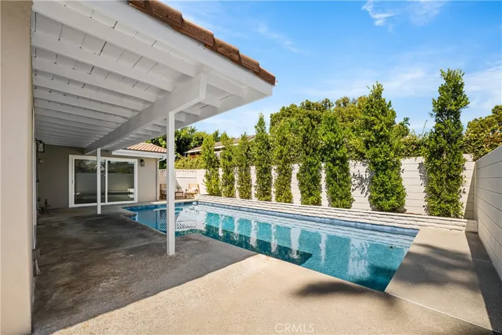 3400 Lama Avenue, Long Beach, California 90808