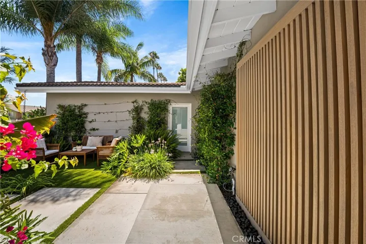 3400 Lama Avenue, Long Beach, California 90808
