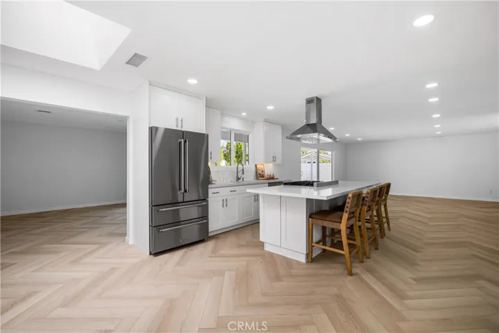 3400 Lama Avenue, Long Beach, California 90808
