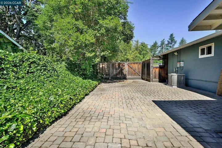 101 Camino Amigo Ct, Danville, California 94526