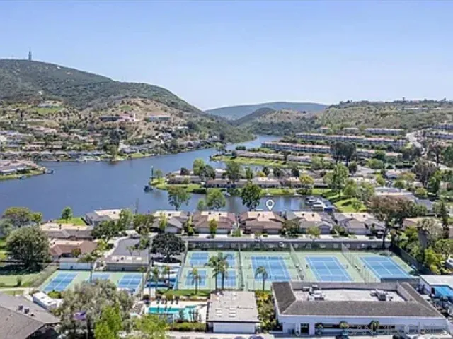 1233 Camino Del Lago, San Marcos, California 92078