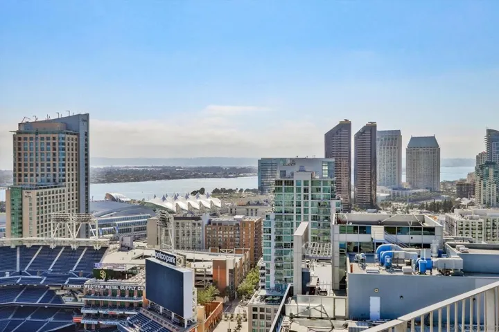 350 11th Ave 323, San Diego, California 92101