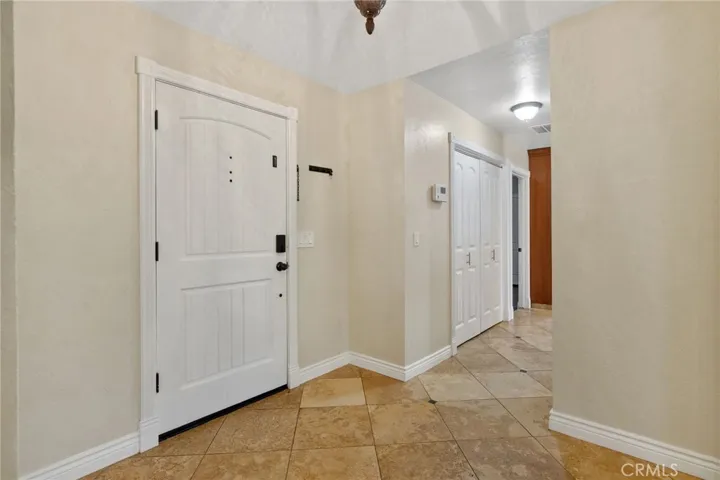 2175 Beechwood Court, Hanford, California 93230