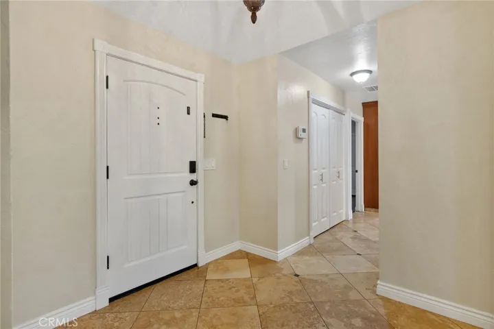 2175 Beechwood Court, Hanford, California 93230