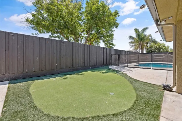 2175 Beechwood Court, Hanford, California 93230
