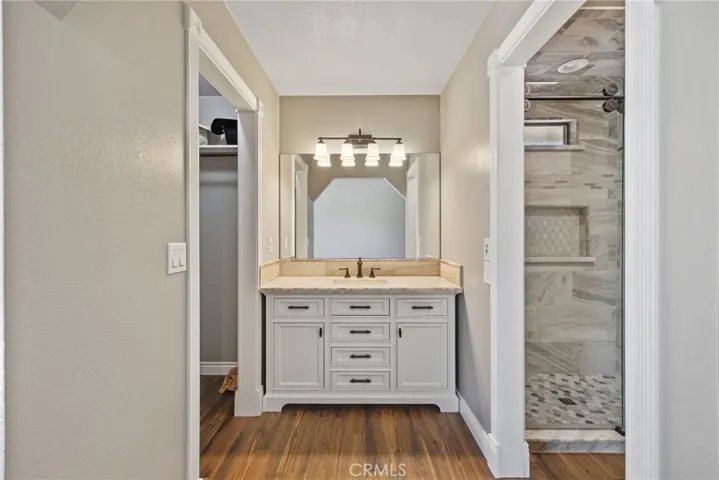 2175 Beechwood Court, Hanford, California 93230