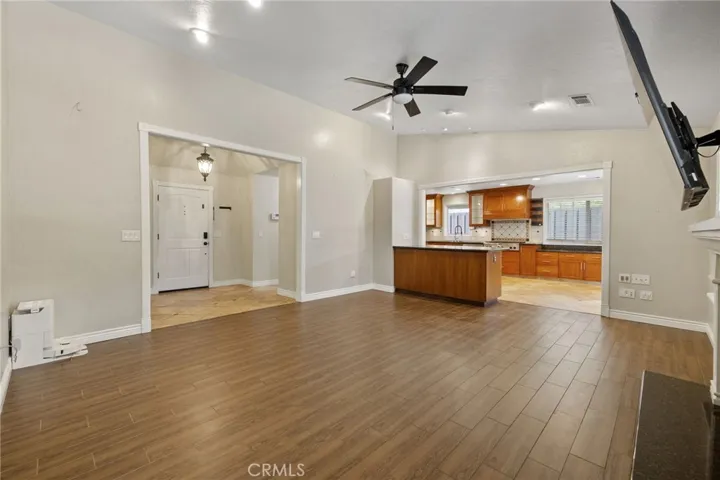 2175 Beechwood Court, Hanford, California 93230
