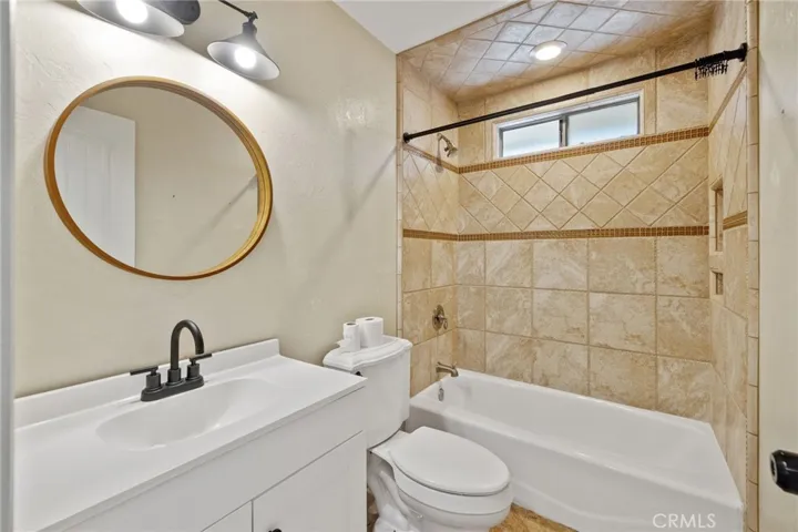 2175 Beechwood Court, Hanford, California 93230