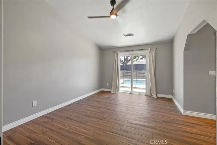 2175 Beechwood Court, Hanford, California 93230