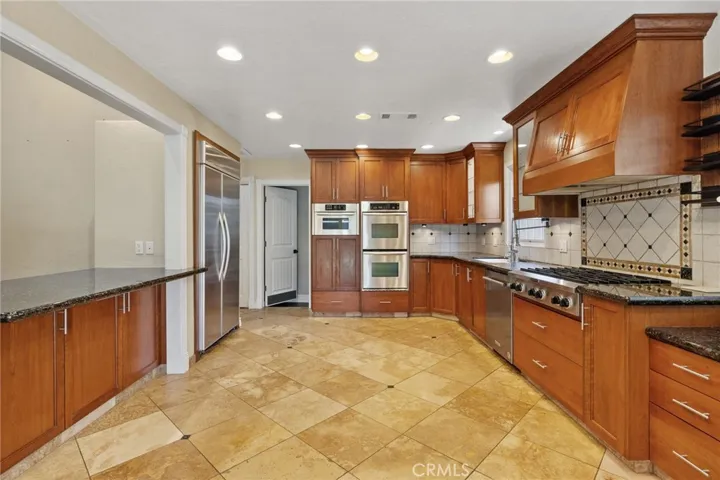 2175 Beechwood Court, Hanford, California 93230