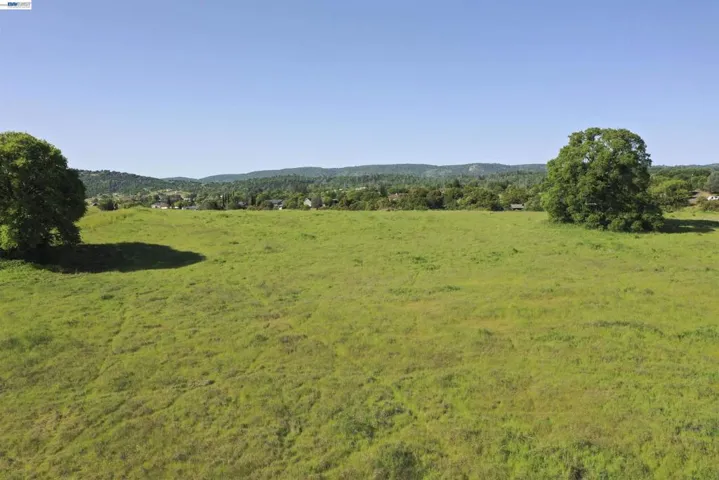 2844 Canoe, Copperopolis, California 95228