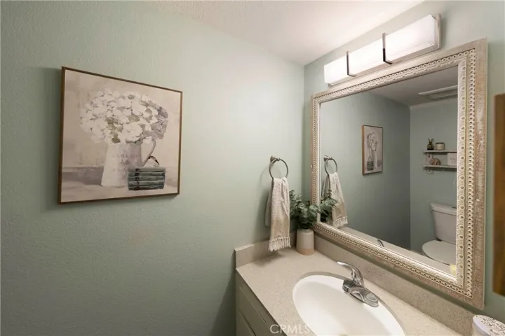 10815 Onyx Court, Fountain Valley, California 92708