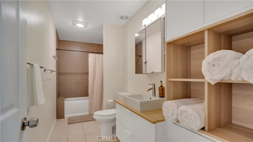 400 S Flower 62, Orange, California 92868