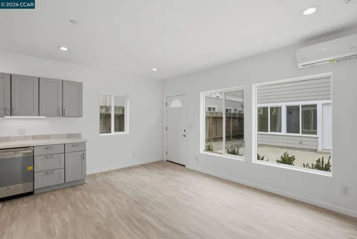 1232 York St, Richmond, California 94801