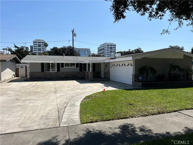533 S Devon Road, Orange, California 92868