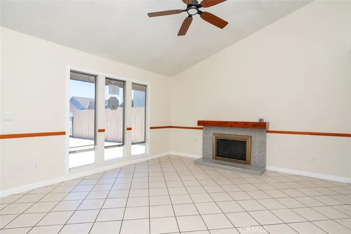 1216 Zurich, San Diego, California 92154
