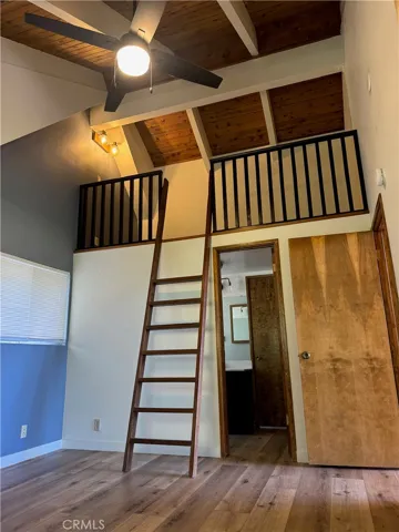 956 Teakwood, Lake Arrowhead, California 92352