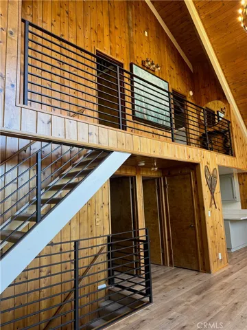 956 Teakwood, Lake Arrowhead, California 92352