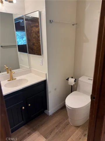 956 Teakwood, Lake Arrowhead, California 92352