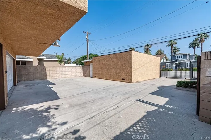 415 W Center Street, Covina, California 91723