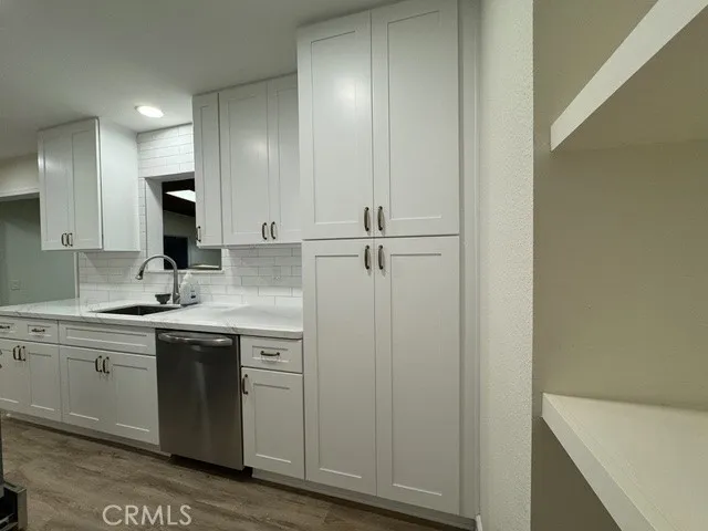Beautiful kitchen remodeled.