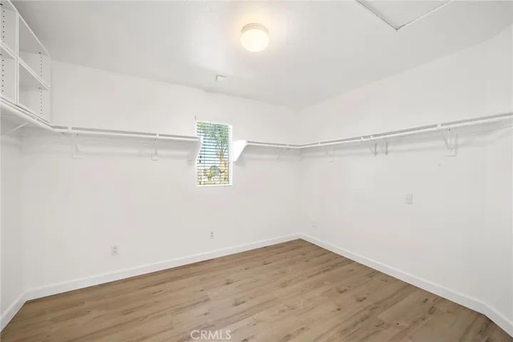 Primary suite walk-in closet