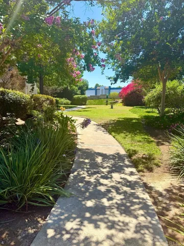 7506 Parkway Drive 201, La Mesa, California 91942