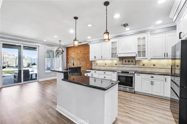 52 Touraine, Lake Forest, California 92610