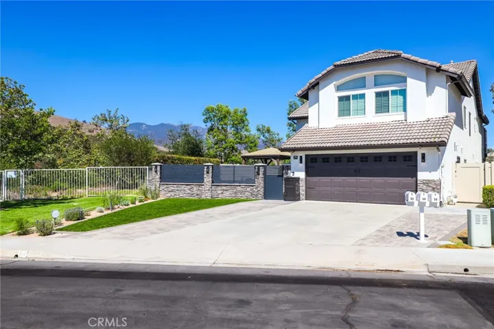 52 Touraine, Lake Forest, California 92610