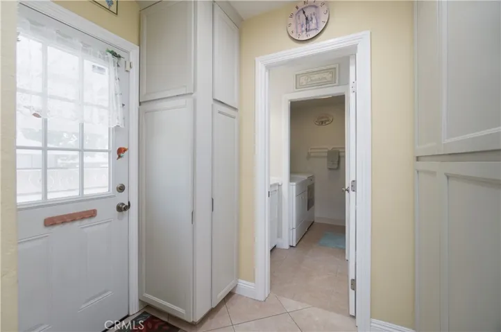 2501 Deodar, Santa Ana, California 92705