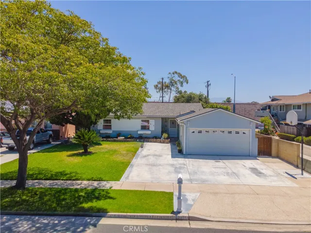 2501 Deodar, Santa Ana, California 92705