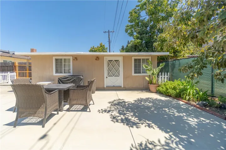 2501 Deodar, Santa Ana, California 92705