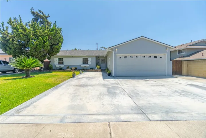 2501 Deodar, Santa Ana, California 92705