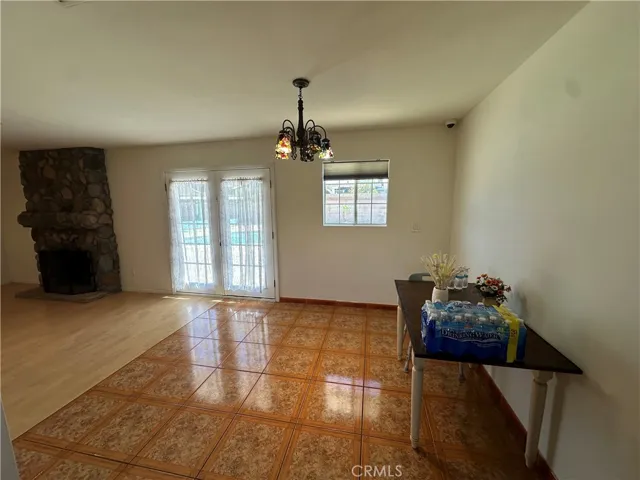 979 N Gardena, Rialto, California 92376
