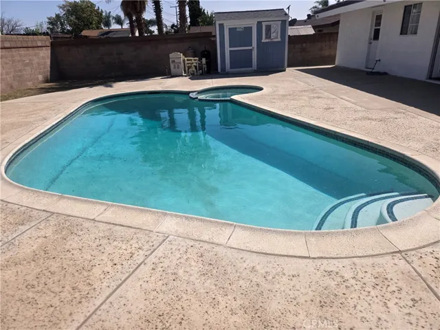 979 N Gardena, Rialto, California 92376