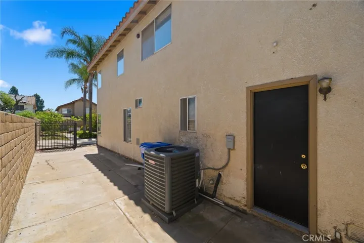 6623 Blanchard Avenue, Fontana, California 92336