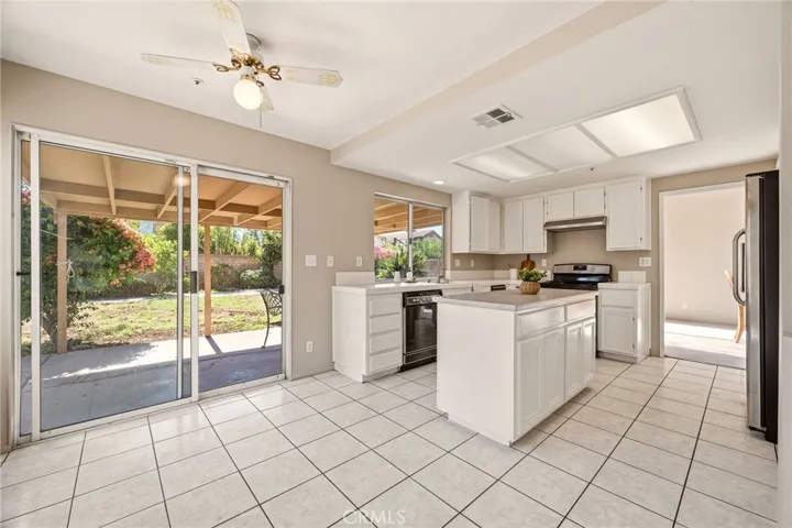 6623 Blanchard Avenue, Fontana, California 92336
