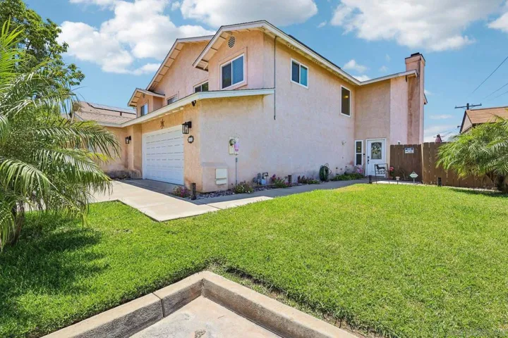 955 Buckeye Ct, El Cajon, California 92021