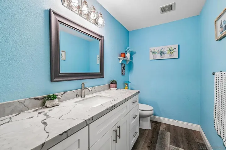955 Buckeye Ct, El Cajon, California 92021