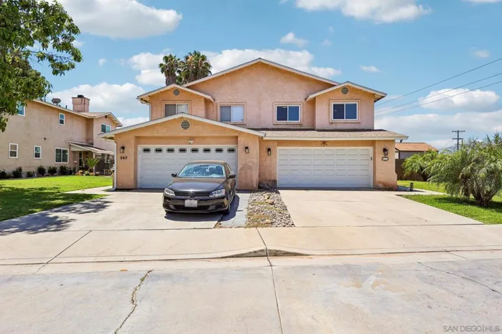 955 Buckeye Ct, El Cajon, California 92021