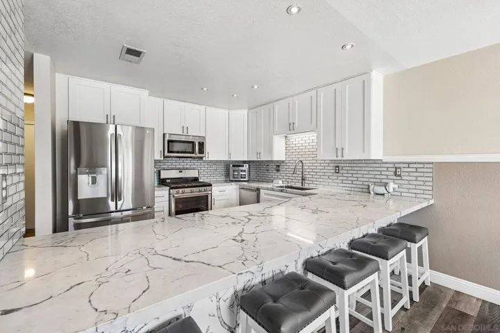 955 Buckeye Ct, El Cajon, California 92021