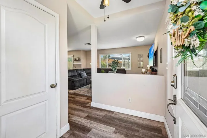 955 Buckeye Ct, El Cajon, California 92021